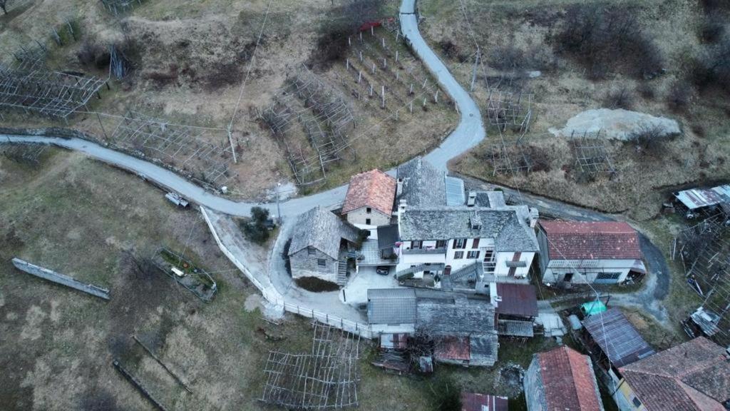 La Casa Nel Prunent Trontano Kültér fotó